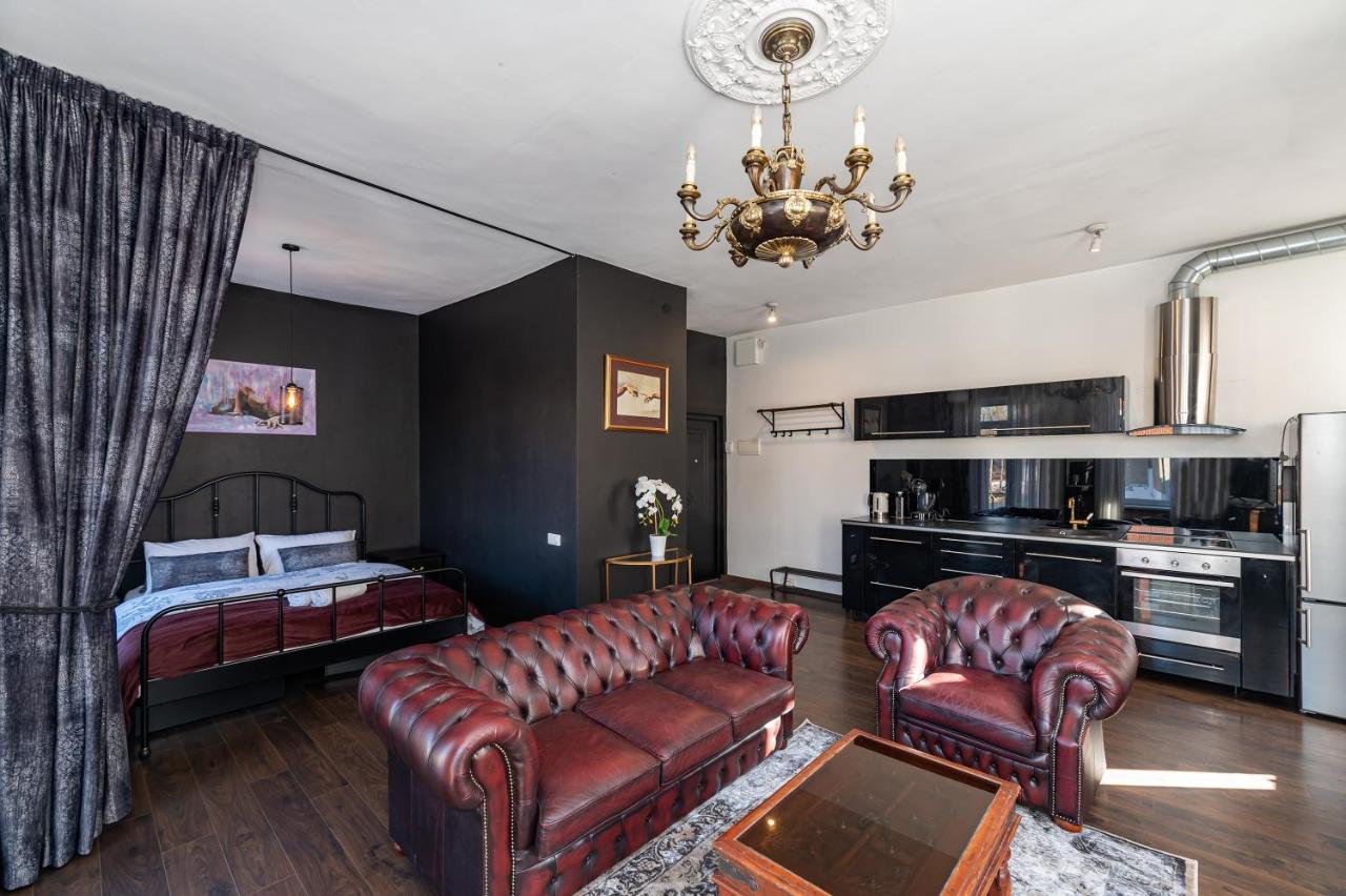 Retro Studio Old Town Apartment By Hostlovers Kowno Zewnętrze zdjęcie